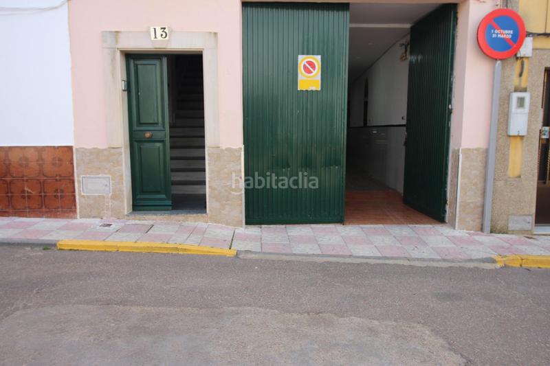 Foto c393b092-c739-4202-8d10-029367a01c3e. Casa amb calefacció aparcament a Garrovilla (La)