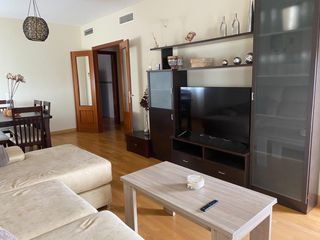 Rent Flat in Norte. Piso en abadías ideal para disfrutar de sus espacios y zonas com