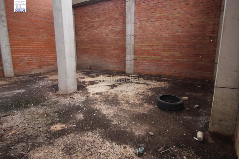 Foto 9c5952b3-8b4e-4f9a-8b8c-177fcb6cdefe. Local comercial a Valdelacalzada
