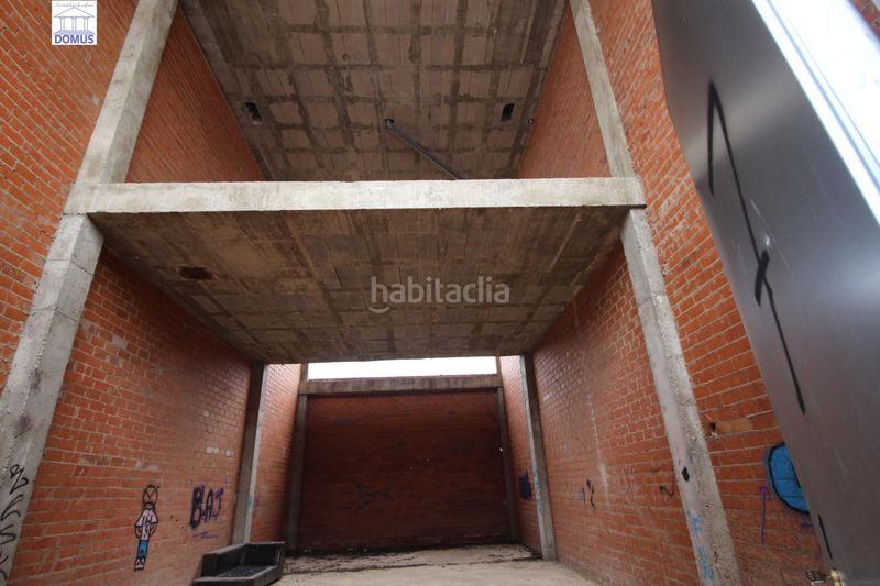 Foto c8c72c60-cbf6-4780-80c5-97ac22f0b3c9. Local comercial a Valdelacalzada