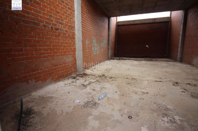 Foto d1be9ac2-be90-4409-877b-c9c03c634899. Local comercial a Valdelacalzada