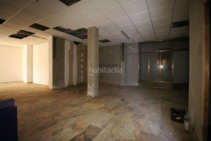 Foto 70d2a257-2ae2-490e-bca0-5548faea35a5. Local comercial a Montijo