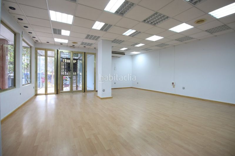 Foto 7d687f02-a6f0-481c-887c-f34364c80388. Local comercial a Montijo
