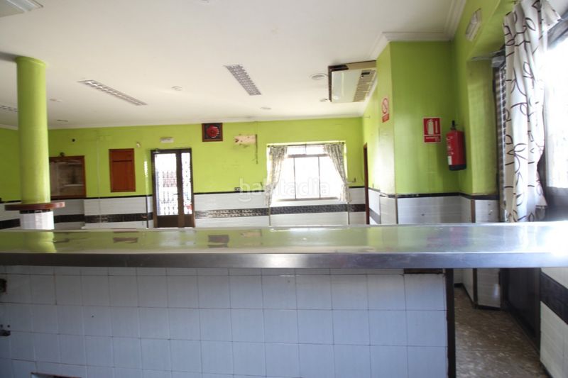 Foto cb08b0d1-e9b8-426f-9b55-97bde7ba8bf1. Local comercial a Montijo