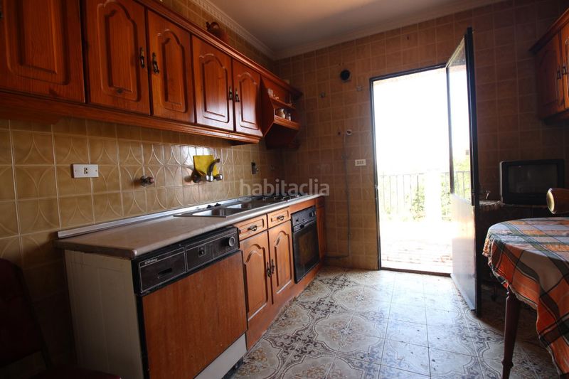 Foto 54b5b257-2d7e-4546-8d45-48b2ba33c5dc. Casa con parcheggio in Torremayor