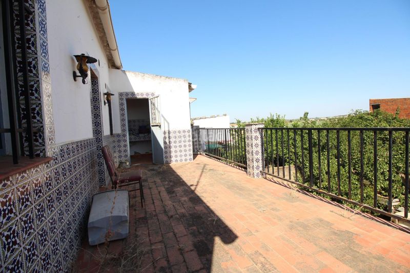 Foto 57d60baa-cab1-4e15-8554-3bd45f37d093. Casa con parcheggio in Torremayor