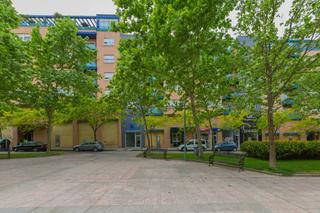 Pis a Maria Auxiliadora - Barriada de Llera. Amplio piso en condes de barcelona
