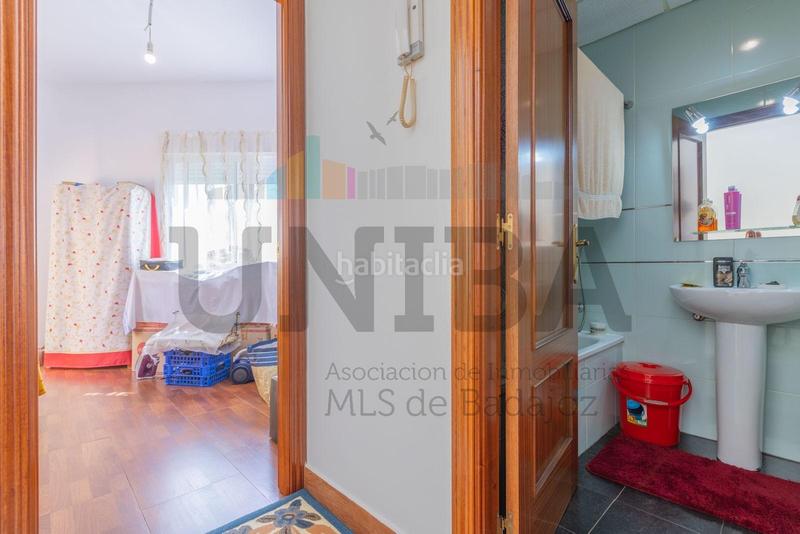 Foto 4fb884bc-5135-456e-ae6c-d8837135f2db. Semi detached house with parking in Talavera la Real