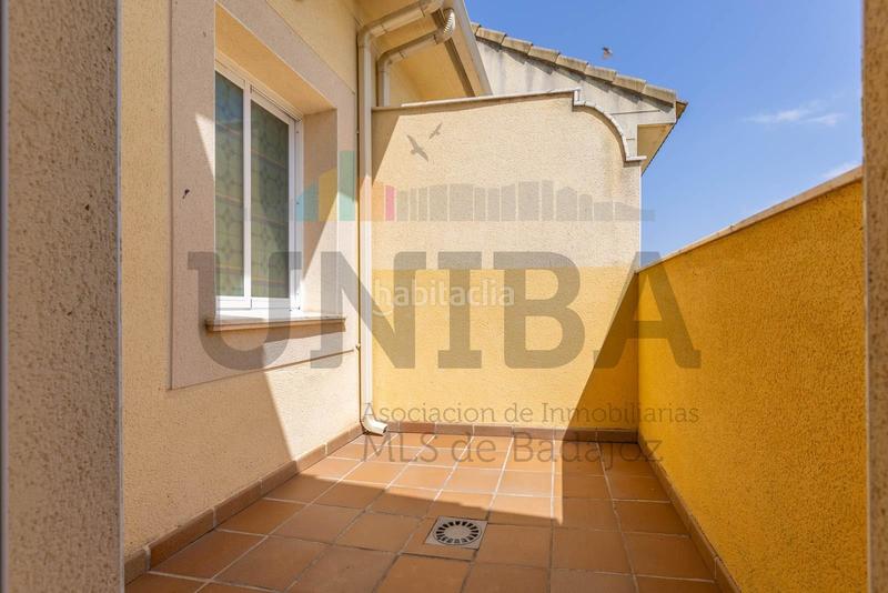 Foto 79d61072-8b29-4e12-9b40-8a3d1523e898. Semi detached house with parking in Talavera la Real