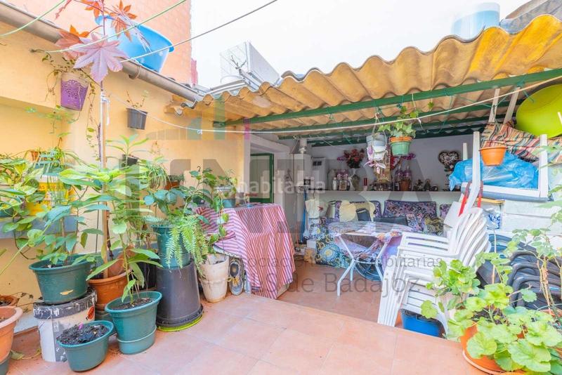 Foto 87a50cb6-14d3-471c-8215-68bc1f069522. Etagenwohnung in Casco Antiguo Badajoz