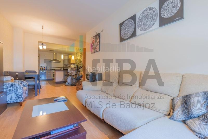 Foto 4cb9f3b4-4b3f-4fd4-b9a1-1906d527e4a9. Appartement mit parking in San Roque - Ronda Norte Badajoz