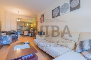 Apartament en San Roque - Ronda Norte. Acogedor apartamento semireformado en san roque