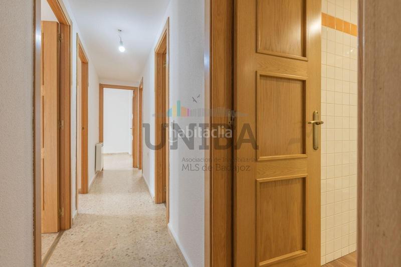 Foto 2ac4c47e-7ece-49a4-858d-c1f01bc92ab6. Flat in Santa Marina Badajoz