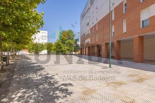 Pis a Golf Guadiana. Bonito piso v.p.o. en venta en cerro gordo