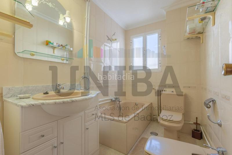 Foto 613ea3bf-ebac-4edb-af2b-58c7044ddd34. Flat with heating in Santa Marina Badajoz