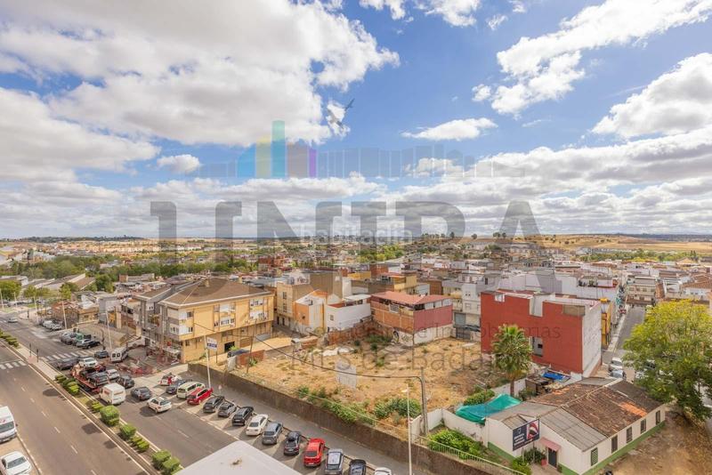 Foto 0797827c-4fbc-477e-978d-b87c627dc1c9. Pis amb calefacció aparcament a Pardaleras Badajoz