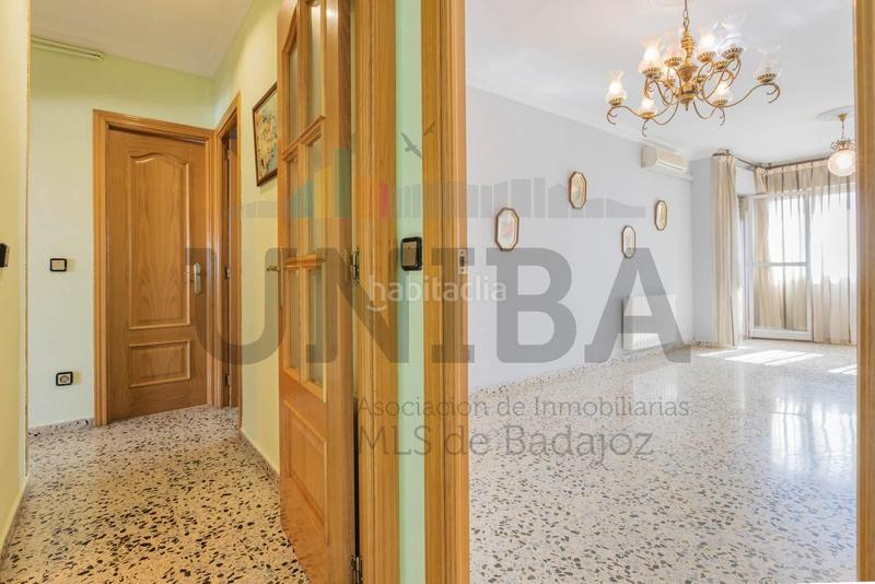 Foto 3905987a-0803-4f16-928d-5859133872b6. Pis amb calefacció aparcament a Pardaleras Badajoz