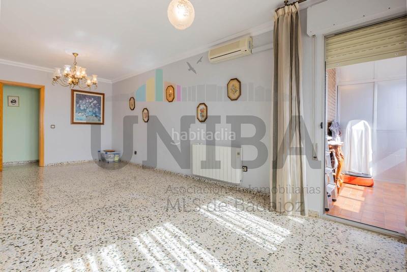 Foto 42008257-2275-41fa-aff3-3650adced59f. Pis amb calefacció aparcament a Pardaleras Badajoz