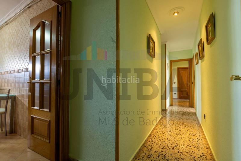 Foto c068bfd6-42d9-491c-ab1d-79e049f1abd2. Pis amb calefacció aparcament a Pardaleras Badajoz