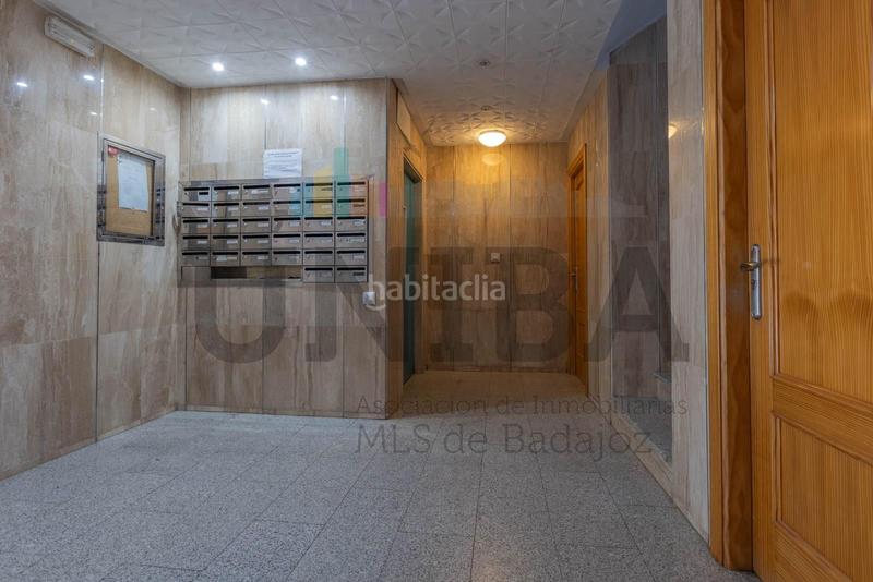 Foto d4f745a1-065a-433e-bb79-3635e190d360. Pis amb calefacció aparcament a Pardaleras Badajoz