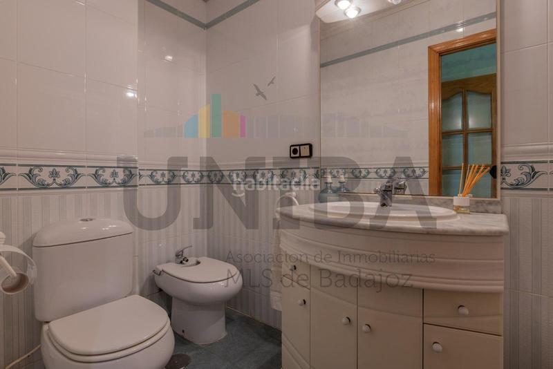 Foto d9b6d488-7469-42d5-bd84-b9f8caee508d. Pis amb calefacció aparcament a Pardaleras Badajoz