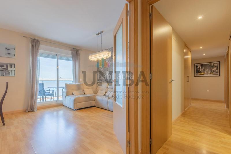 Foto 0aa97e09-792e-459c-9610-20db2fb4a5ba. Appartamento con riscaldamento parcheggio piscina in Badajoz