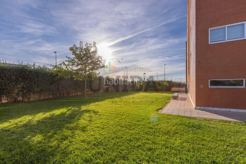 Foto 100863bc-cc66-4fec-9949-e657e3f40527. Appartamento con riscaldamento parcheggio piscina in Badajoz