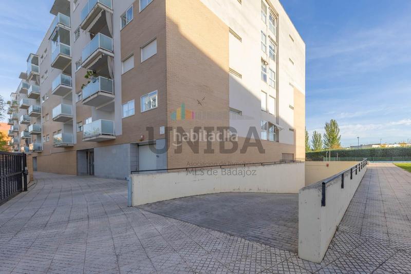Foto 700f8ad3-a44f-4cd1-a6da-acc2b454cd2a. Appartamento con riscaldamento parcheggio piscina in Badajoz