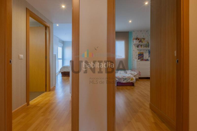 Foto e9d997ca-b8fb-45cc-a8c7-4d966255ad00. Appartamento con riscaldamento parcheggio piscina in Badajoz