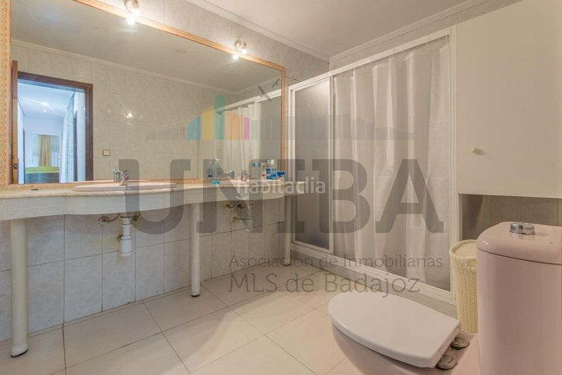 Foto a2c7fdbb-bb04-4d99-bd15-7099edfcfc3f. Casa a Pardaleras Badajoz