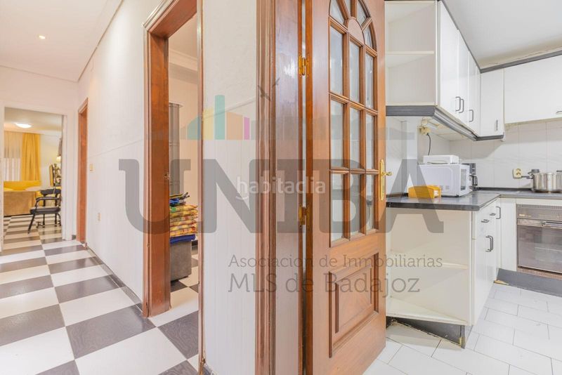 Foto b05e1a92-c00a-41b0-b326-d7c9ddd7b983. Casa a Pardaleras Badajoz