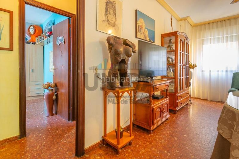 Foto b1aca5f3-43f9-44ed-8785-e70447538996. Casa a Pardaleras Badajoz