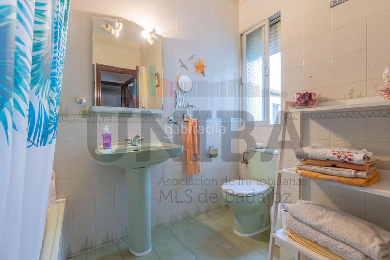 Foto ce8597f4-fe87-4ec2-8f36-f0f8a8d75f5f. Casa a Pardaleras Badajoz
