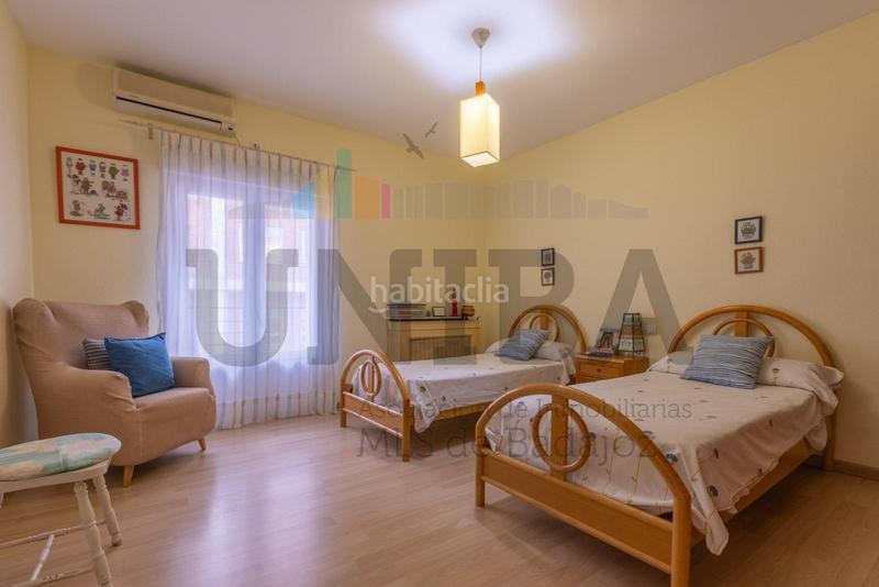 Foto 4e54fd8c-64ec-4cae-b4f3-0e29acdf1648. Pis amb calefacció aparcament a Santa Marina Badajoz