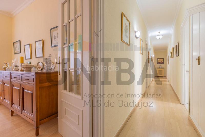 Foto 8425daca-7a81-49dd-9119-c9d92dd63962. Pis amb calefacció aparcament a Santa Marina Badajoz