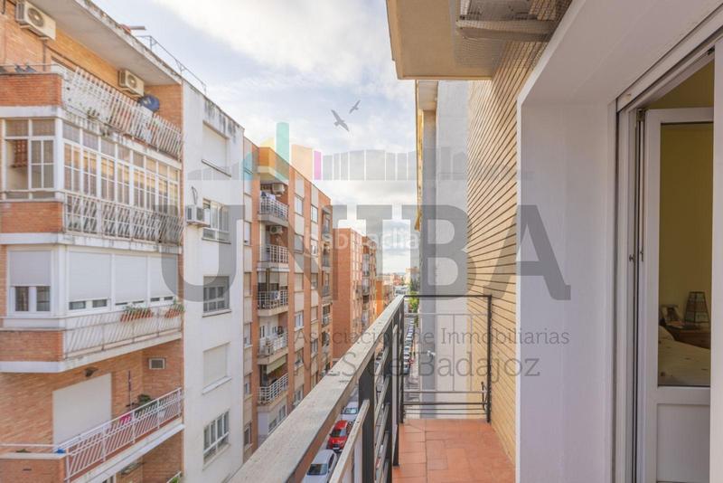 Foto a3312d64-f9a9-40df-b398-376665ca22c9. Pis amb calefacció aparcament a Santa Marina Badajoz