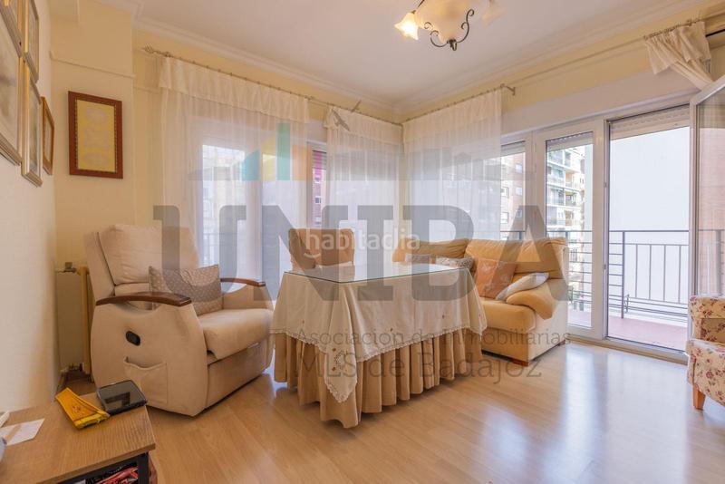 Foto c0ddfa0c-0167-49b8-b341-dc6b26356be8. Pis amb calefacció aparcament a Santa Marina Badajoz