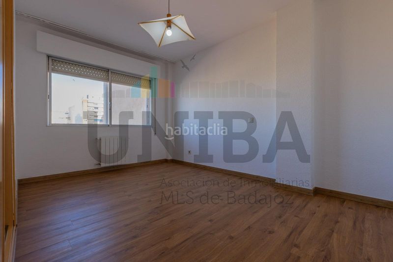 Foto f3a099b9-cd38-4b76-9a6d-5d4003f72120. Pis amb calefacció a Santa Marina Badajoz