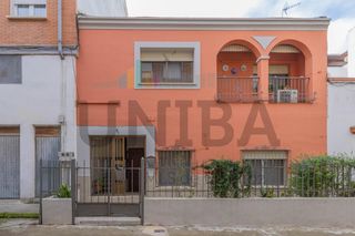 Ground floor  Calle martin arredondo. Excelente vivienda  en venta en pardaleras  badajoz