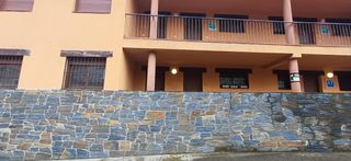 Piano terra  Avenida de las hurdes 9. Piso a la venta en ladrillar