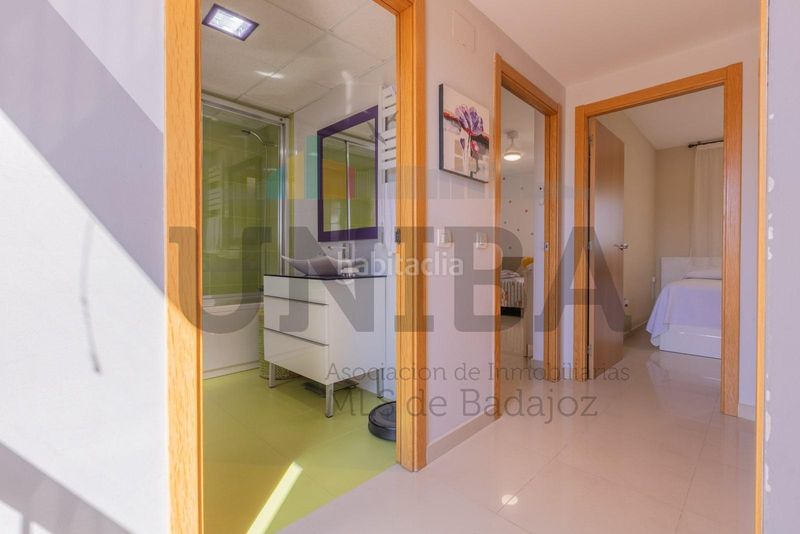 Foto 1ed32fc2-fdce-4c5f-9a68-acc035828299. Àtic amb calefacció aparcament a Maria Auxiliadora - Barriada de Llera Badajoz