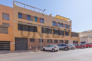 Pis a Maria Auxiliadora - Barriada de Llera. Magnífico piso en venta en cerro del viento