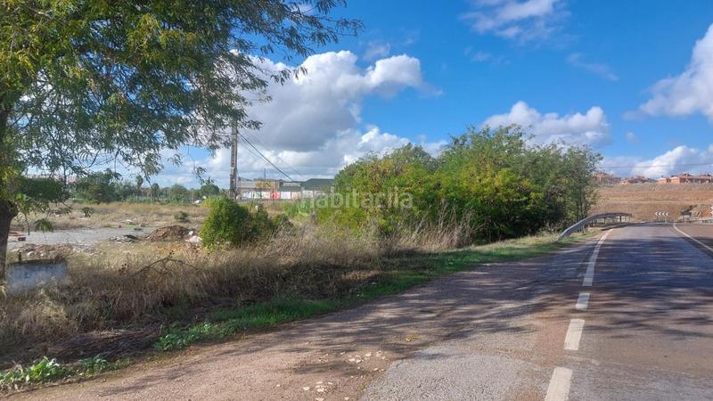 Foto 723749e4-2ef4-47dc-a30a-f0356ee06da8. Residential plot in sevilla 97 in Carretera de Sevilla - Los Montitos Badajoz