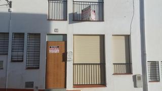 Casa en Azuaga. Casa adosada  en azuaga