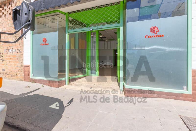 Foto 542955e1-da39-4391-acca-2268ea1f1812. Local commercial dans Montijo