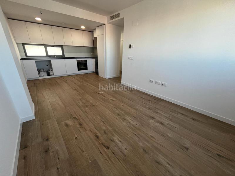 Foto 30b04f05-7aff-4895-b7a6-79c1a63315be. Lloguer apartament amb calefacció aparcament a Maria Auxiliadora - Barriada de Llera Badajoz