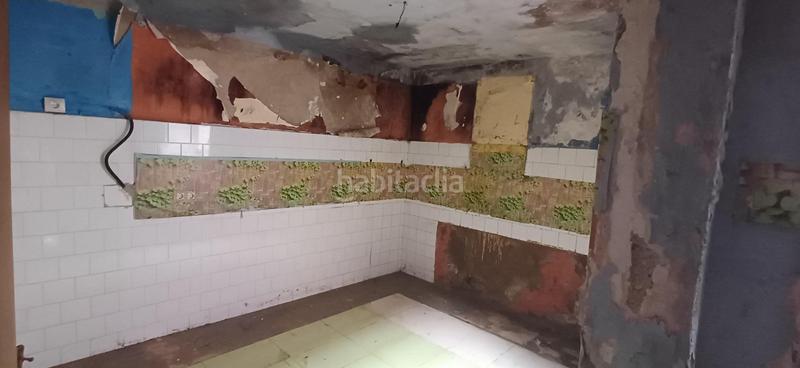 Foto aa7a9af6-35d1-4f8d-bc1f-958320466744. Casa in calle colon 16 in Santos de Maimona (Los)