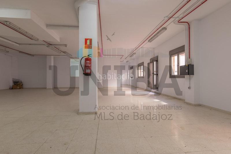 Foto 41c08802-0294-426e-8add-58fbaae413ec. Local comercial a Centro Cáceres