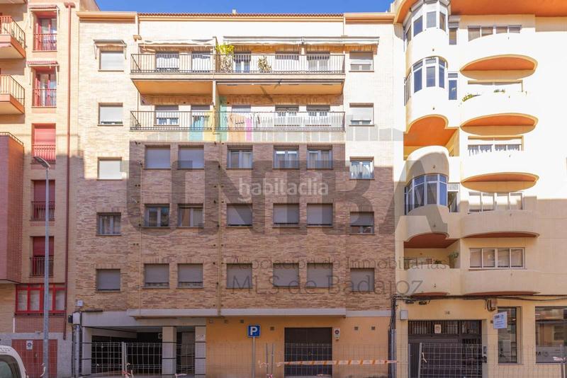 Foto 464369f0-625d-4f96-8537-0515bd2841ad. Local comercial a Centro Cáceres