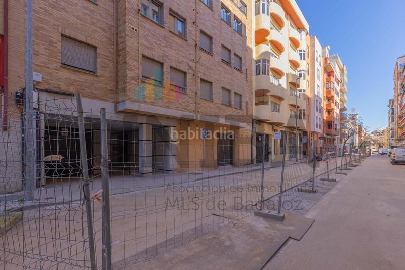 Foto 49862ddd-2fb5-4878-a428-b07bd04c2bf2. Local comercial a Centro Cáceres